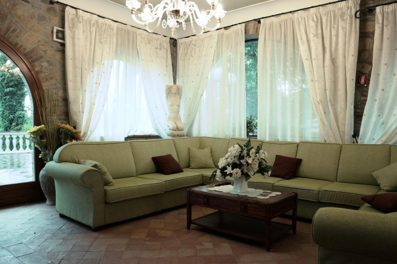 Agriturismo Beata Vanna Fabro Extérieur photo
